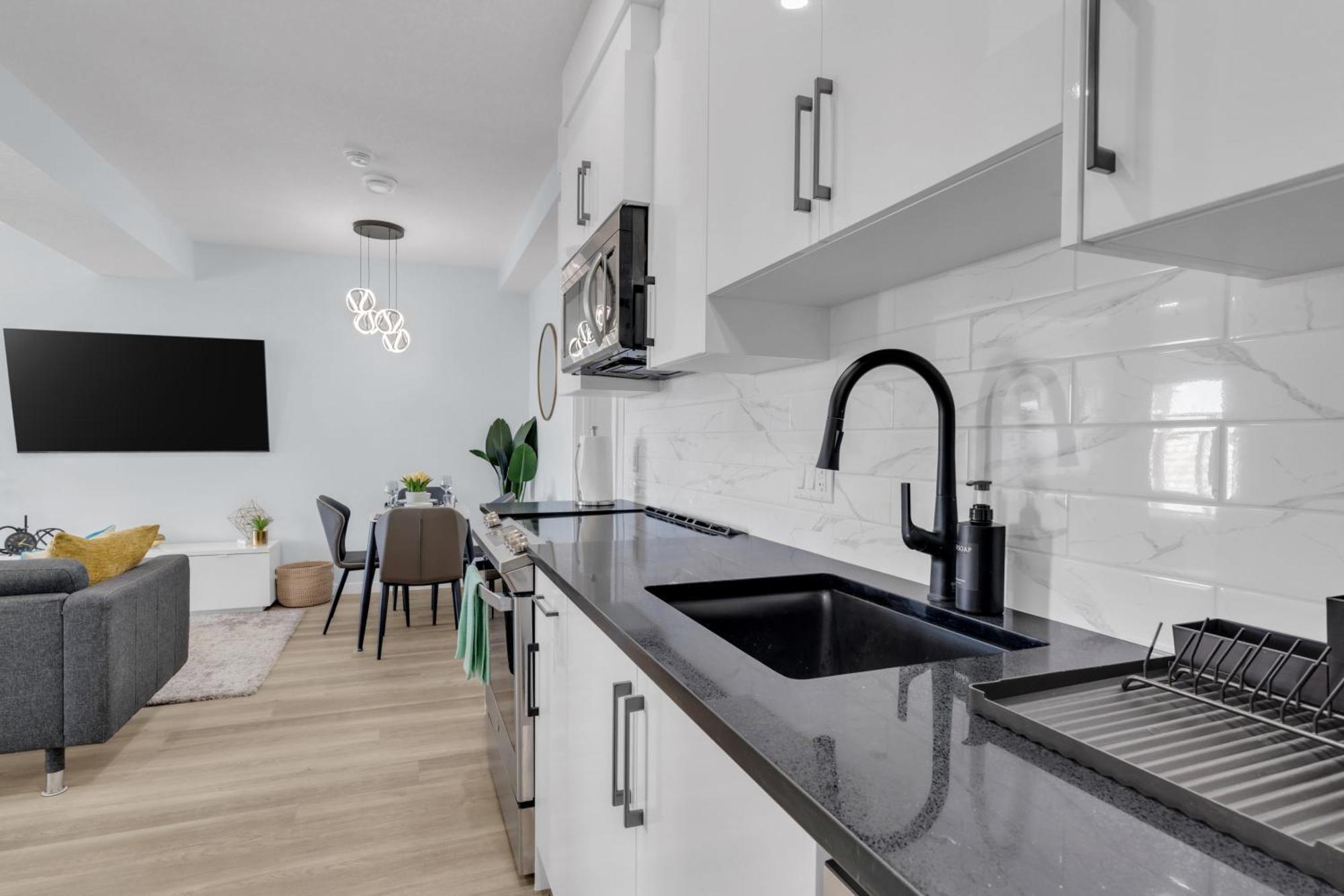 You Will Love This 2Br Guest Suite In Se Calgary Ngoại thất bức ảnh
